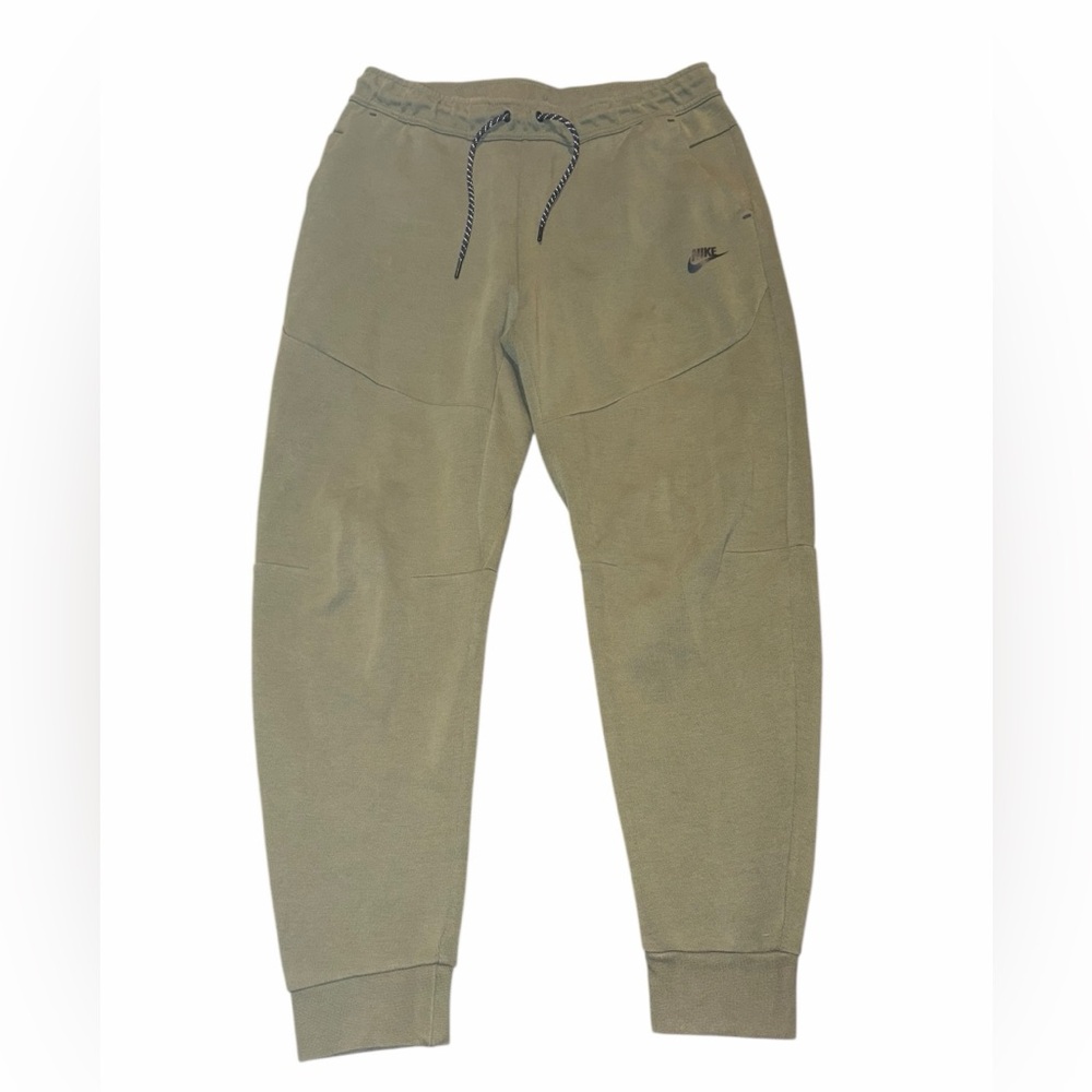 Nike tech fleece mens L green joggers